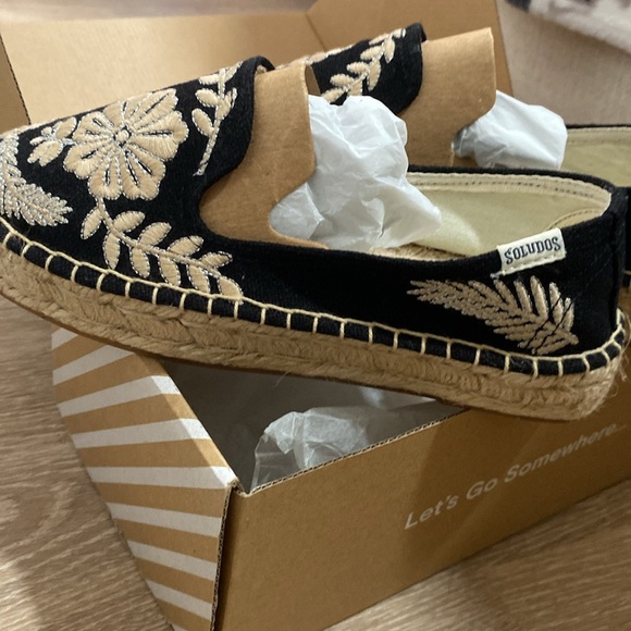 NEW in box Soludos espadrilles - Picture 3 of 4